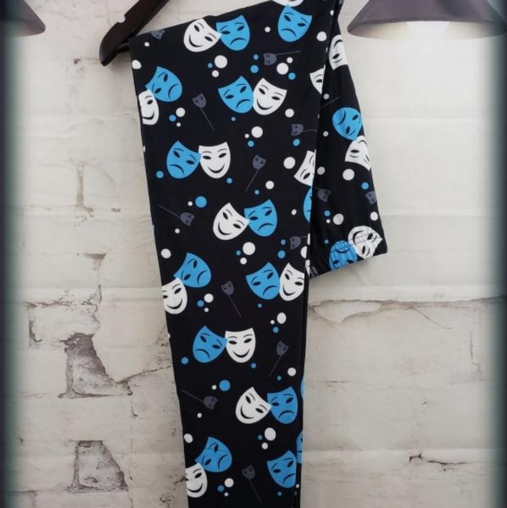 Laugh now cry later leggings